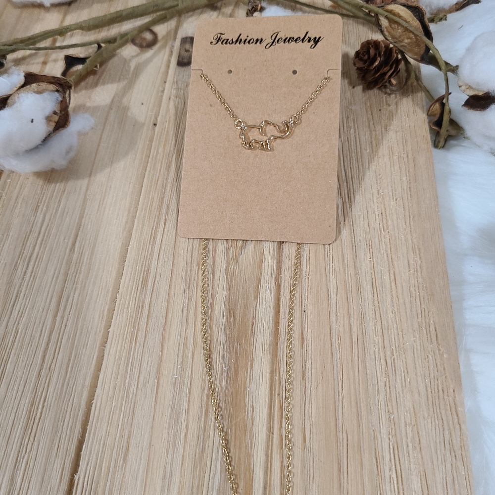 🐘🐘NEW🐘🐘VERY NICE!! Hollow Elephant Necklace in GOLD Plating 🐘🐘 - Picture 11 of 13